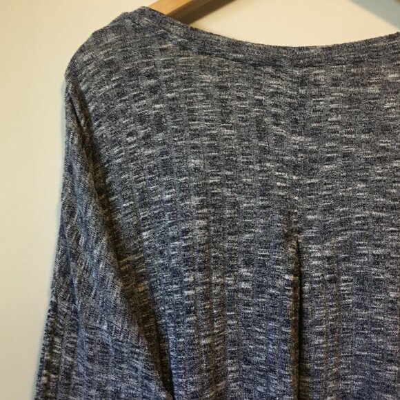 Canadian Made Navy and White Heathered Ribbed Bilayer Box Pleat Shirt - Picture 6 of 16